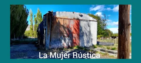 La Mujer Rústica