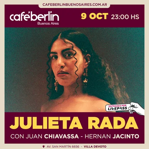 Julieta Rada en Cafe Berlin