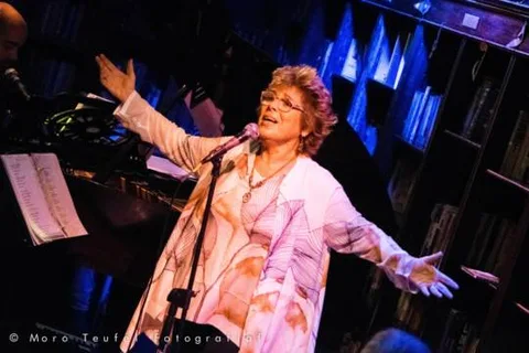 Miriam Martino presenta Voces en mi canto